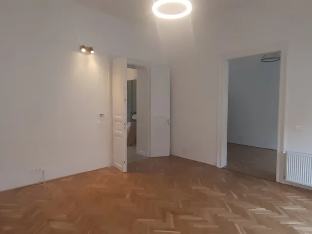 Kiadó lakás Budapest VIII. kerület, Palotanegyed 71 nm