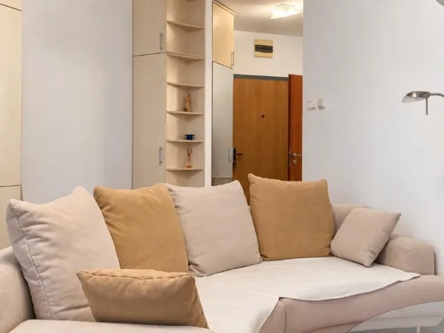 Kiadó lakás Budapest XI. kerület, Nádorliget utca 45 nm