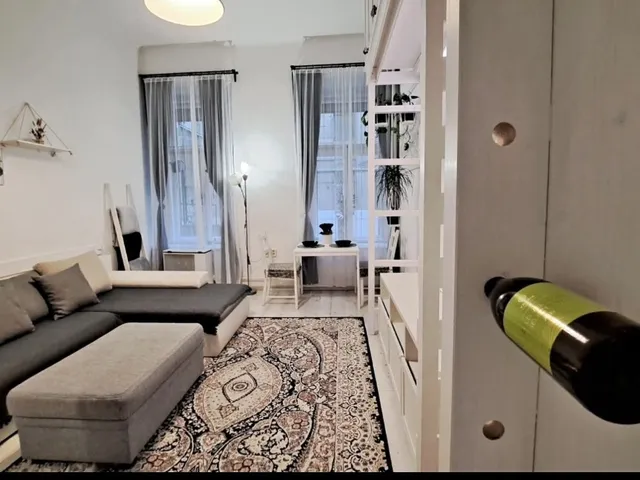 Kiadó lakás Budapest IX. kerület, Üllői út 42 nm