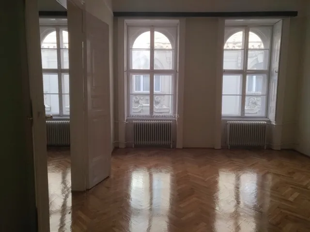 Appartament ta' 3 kamra, 100 m²