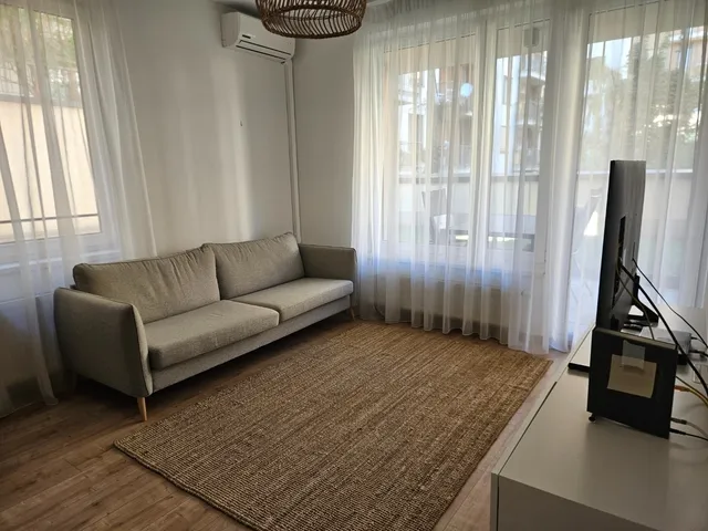 Kiadó lakás Budapest VIII. kerület, Corvin sétány 65 nm