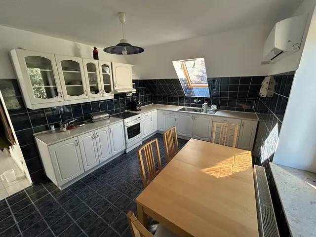 Appartament ta' 3 kamra, 85 m²