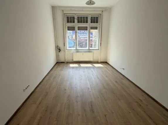 Kiadó lakás Budapest VII. kerület, Károly körút 74 nm
