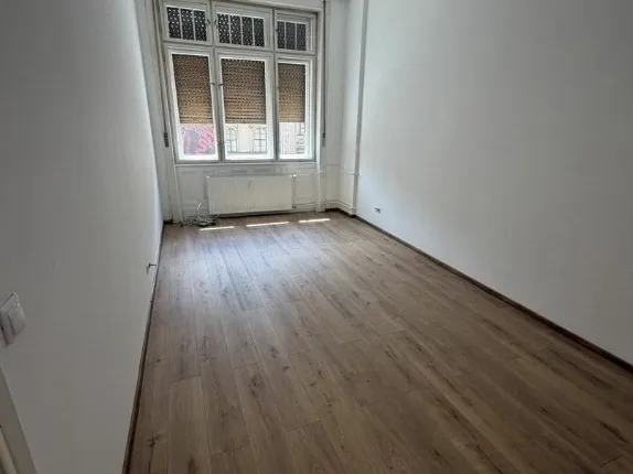 Kiadó lakás Budapest VII. kerület, Károly körút 74 nm