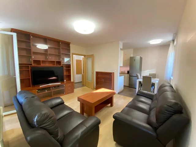 Kiadó lakás Budapest XI. kerület, Kánai út 71 nm