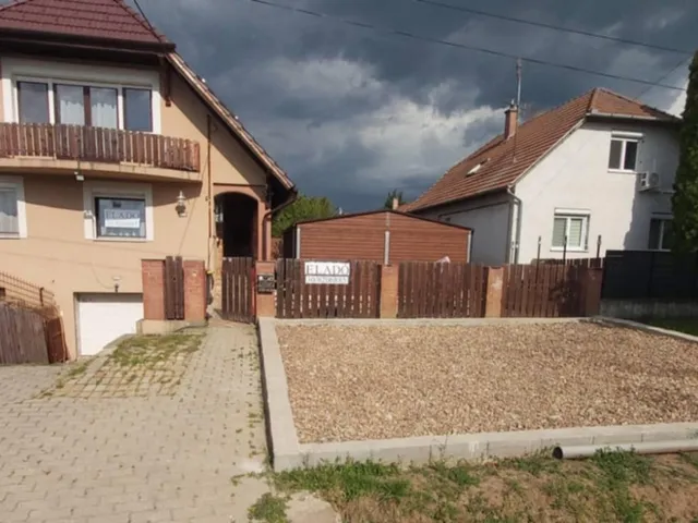 Eladó ház Szolnok, Szandaszőlős 138 nm