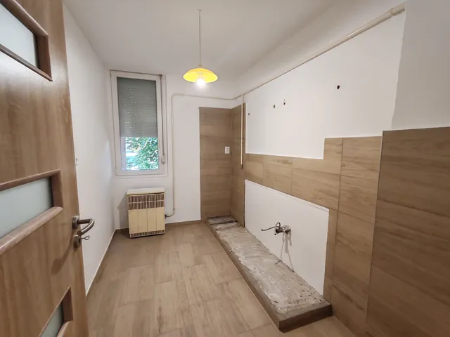 Eladó lakás Szolnok, Tallinn 58 nm