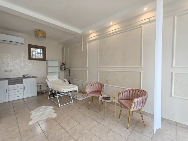 Kiadó kereskedelmi és ipari ingatlan Rákóczifalva 28 nm