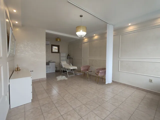 Kiadó kereskedelmi és ipari ingatlan Rákóczifalva 28 nm