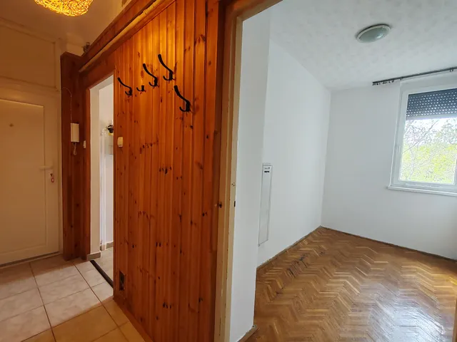 Kiadó lakás Szolnok, Tallinn 43 nm