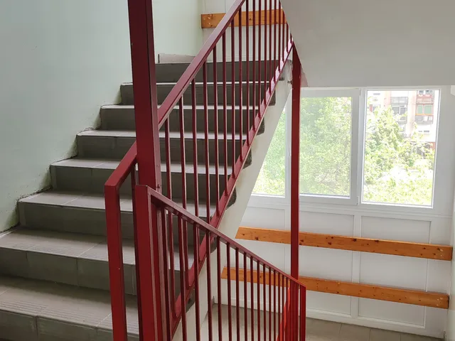 Eladó lakás Szolnok, Széchenyi-lakótelep 54 nm