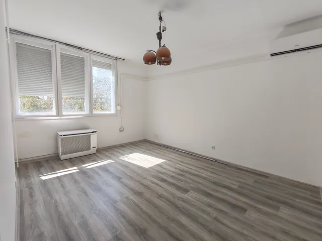 Eladó lakás Szolnok, Belváros 49 nm