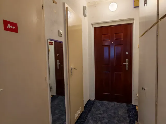 Eladó lakás Szolnok, Széchenyi-lakótelep 71 nm