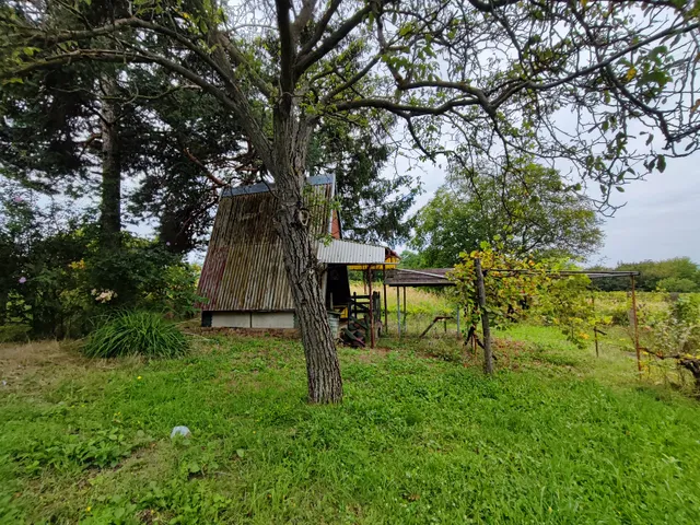 Eladó telek Hatvan 1424 nm