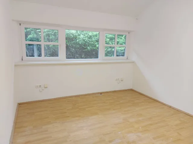 Kiadó lakás Gödöllő, Repülőtéri út 1300 nm