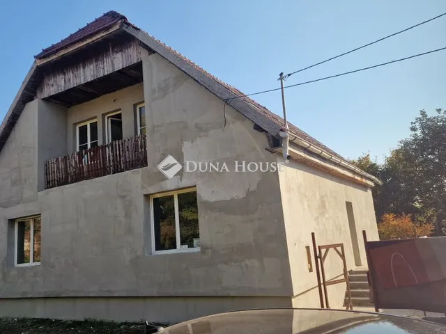 Eladó ház Hatvan 190 nm