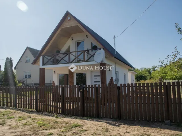 Eladó üdülő és hétvégi ház Tura 60 nm