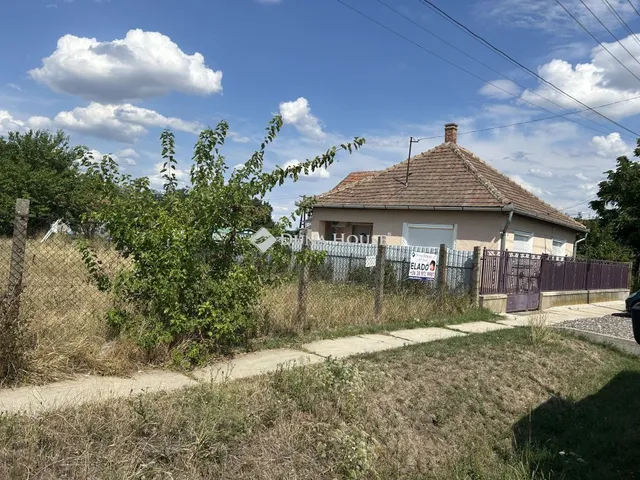 Eladó telek Adács, Akácfa út 647 nm