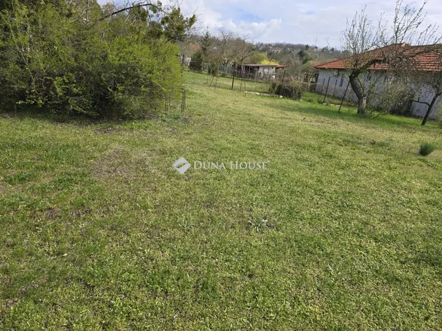 Eladó telek Szada 1401 nm