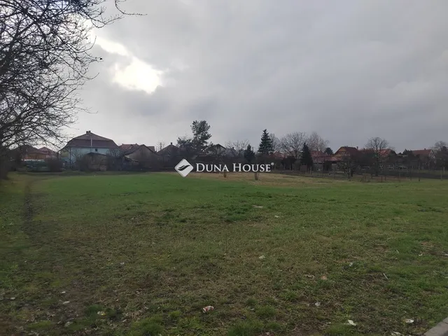 Eladó telek Kartal 1220 nm