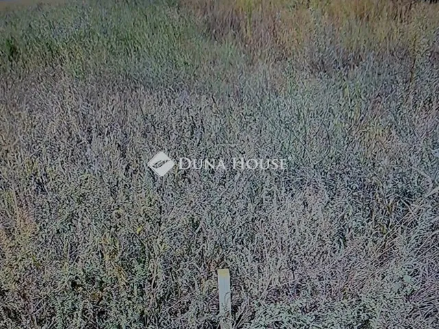 Eladó telek Gyömrő 3763 nm