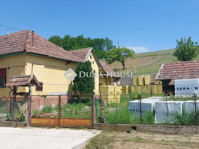 Eladó ház Kisfüzes 103 nm