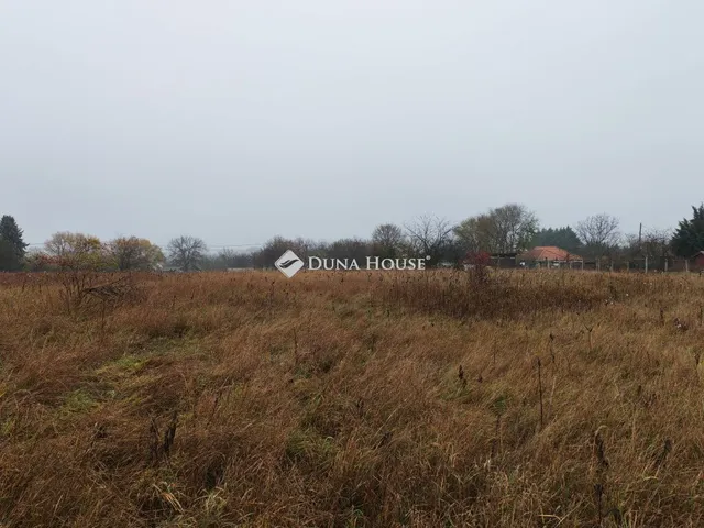 Eladó telek Hévízgyörk 1442 nm