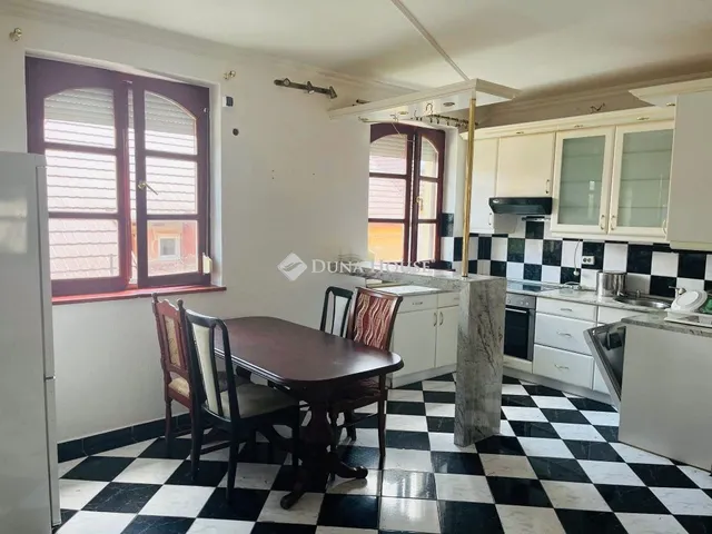 Kiadó ház Gödöllő, Fenyvesi nagyút 78 nm