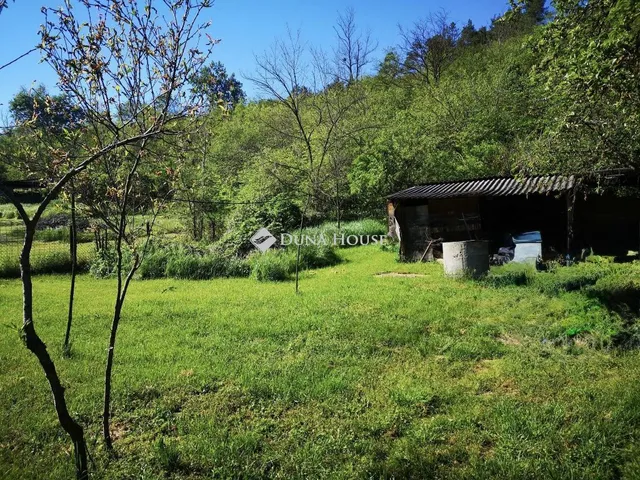 Eladó telek Domony 1183 nm