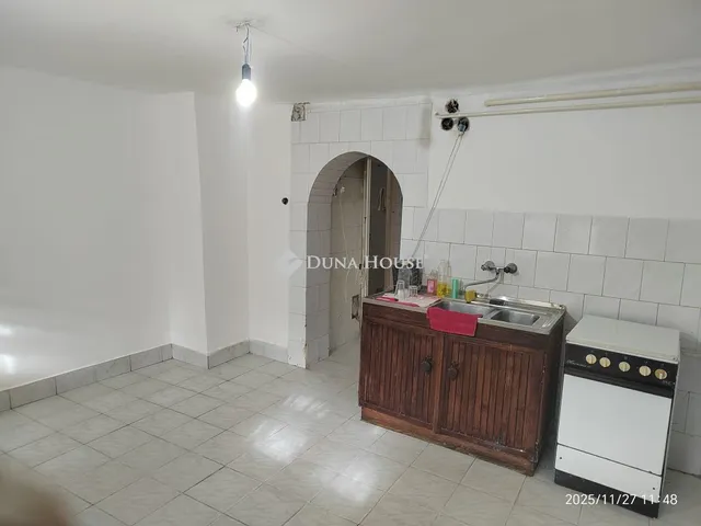 Kiadó ház Budapest XVIII. kerület, Árpád utca 62 nm