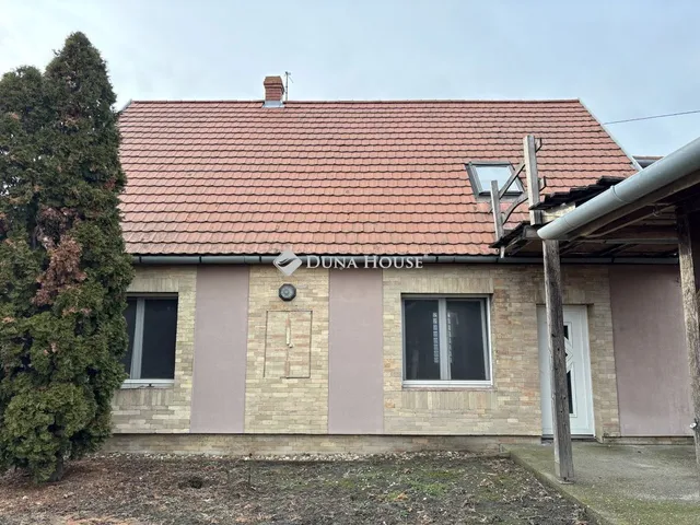 Eladó ház Kalocsa 157 nm
