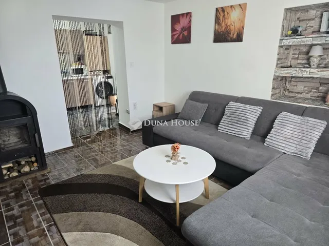 Eladó ház Verseg 42 nm