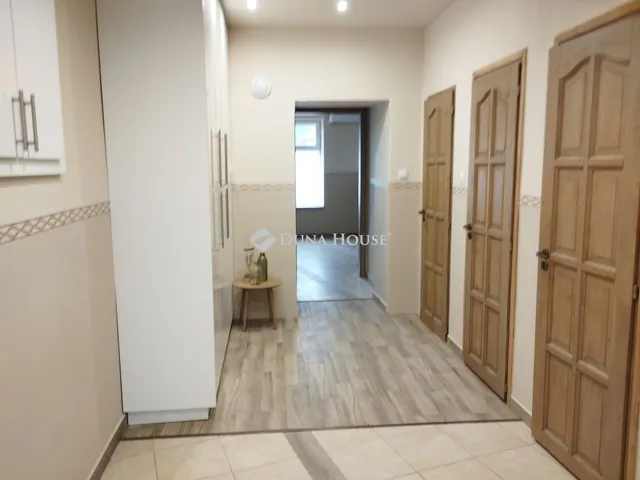 Eladó lakás Gödöllő 106 nm