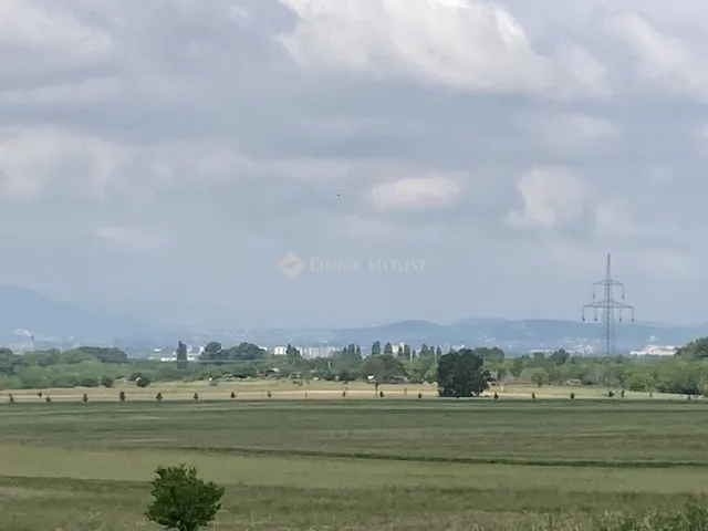 Eladó telek Csömör, Csalogány utca 2433 nm