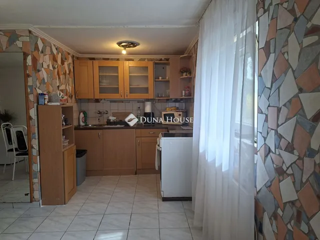 Eladó ház Kiskunlacháza, Felsőkereszt utca 110 nm