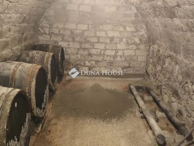 Eladó telek Etyek 3593 nm