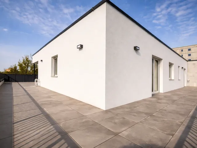 Eladó lakás Székesfehérvár, Búrtelep 131 nm