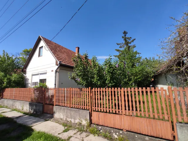 Eladó ház Jászárokszállás 82 nm