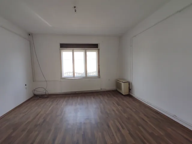 Eladó ház Vámosgyörk, István király u. 107 92 nm