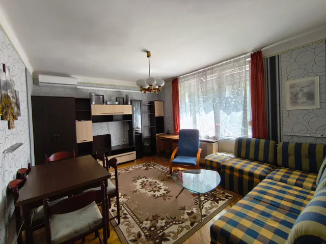 Eladó lakás Gyöngyös, Nyolcvanas lakótelep, Hertelendy 48 nm