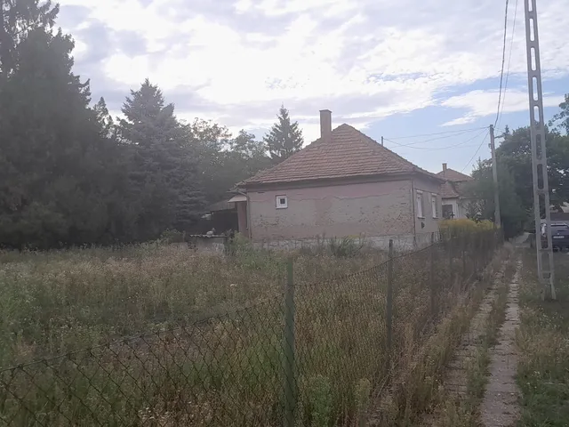 Eladó ház Rózsaszentmárton 61 nm
