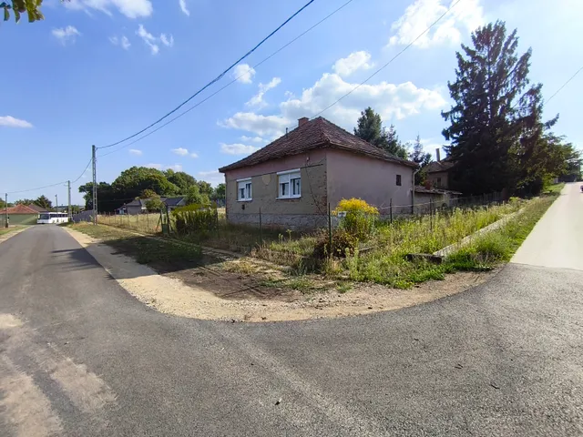 Eladó ház Rózsaszentmárton 61 nm