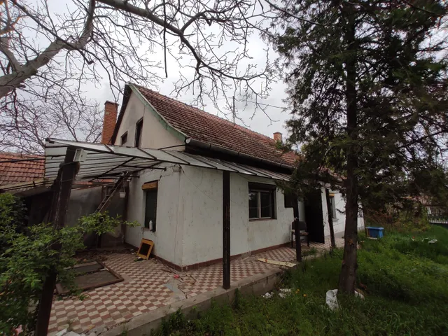 Eladó ház Vámosgyörk, István király út 90 nm