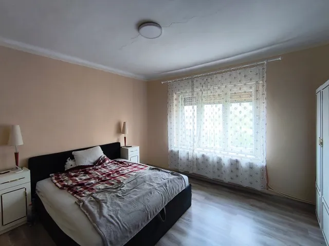 Eladó ház Nagyfüged 65 nm