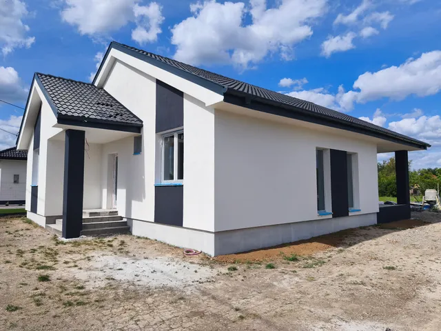 Eladó ház Atkár, Mátra u. 116 nm
