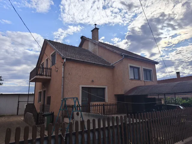 Eladó ház Heves, Újtelep 130 nm