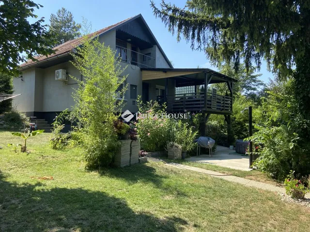 Eladó ház Kulcs 58 nm