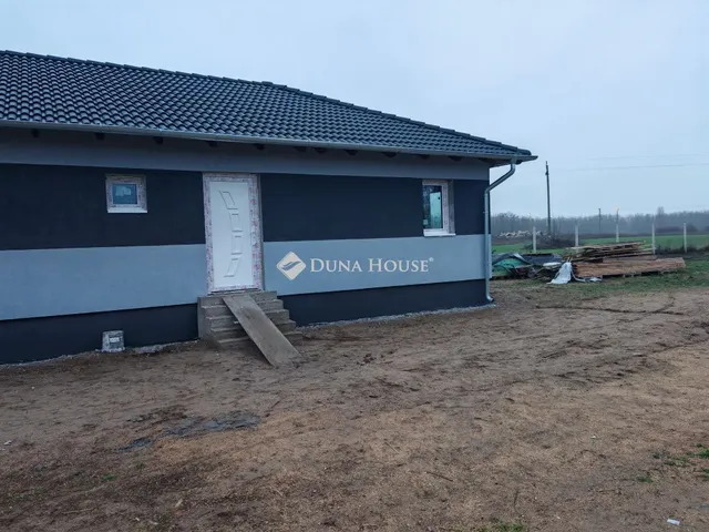 Eladó ház Pilis, Nincs utca 66 nm