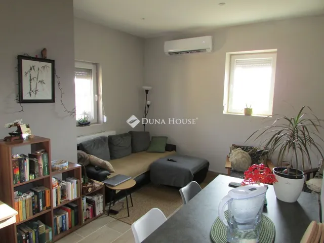 Eladó ház Tápiószentmárton, Szelei út 58 nm