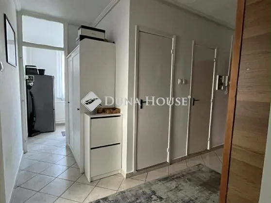 Eladó lakás Dabas 57 nm